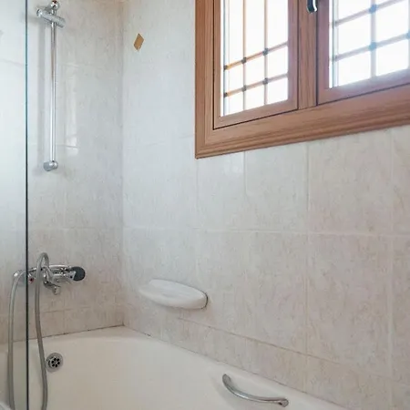 Elaia Stone House In Wine Village - 3 Bed